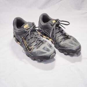 Nike Reax 8 TR Black Gold 10.5 Training Sneaker Running Shoes Athleisure Mesh